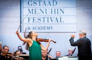 Zoom: Alexandra Conunova, Valery Gergiev, Mariinsky Orchester St. Petersburg, Festival-Zelt Gstaad