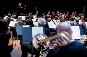 Zoom: Jaap van Zweden, Gstaad Festival Orchestra, Festival-Zelt Gstaad