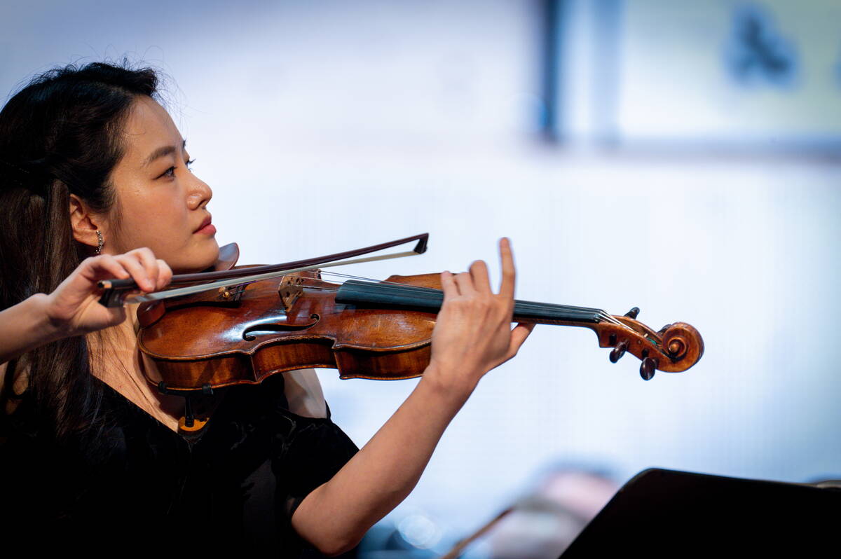 Bomsori Kim, City Light Symphony Orchestra, Kevin Griffiths, Festival-Zelt Gstaad 