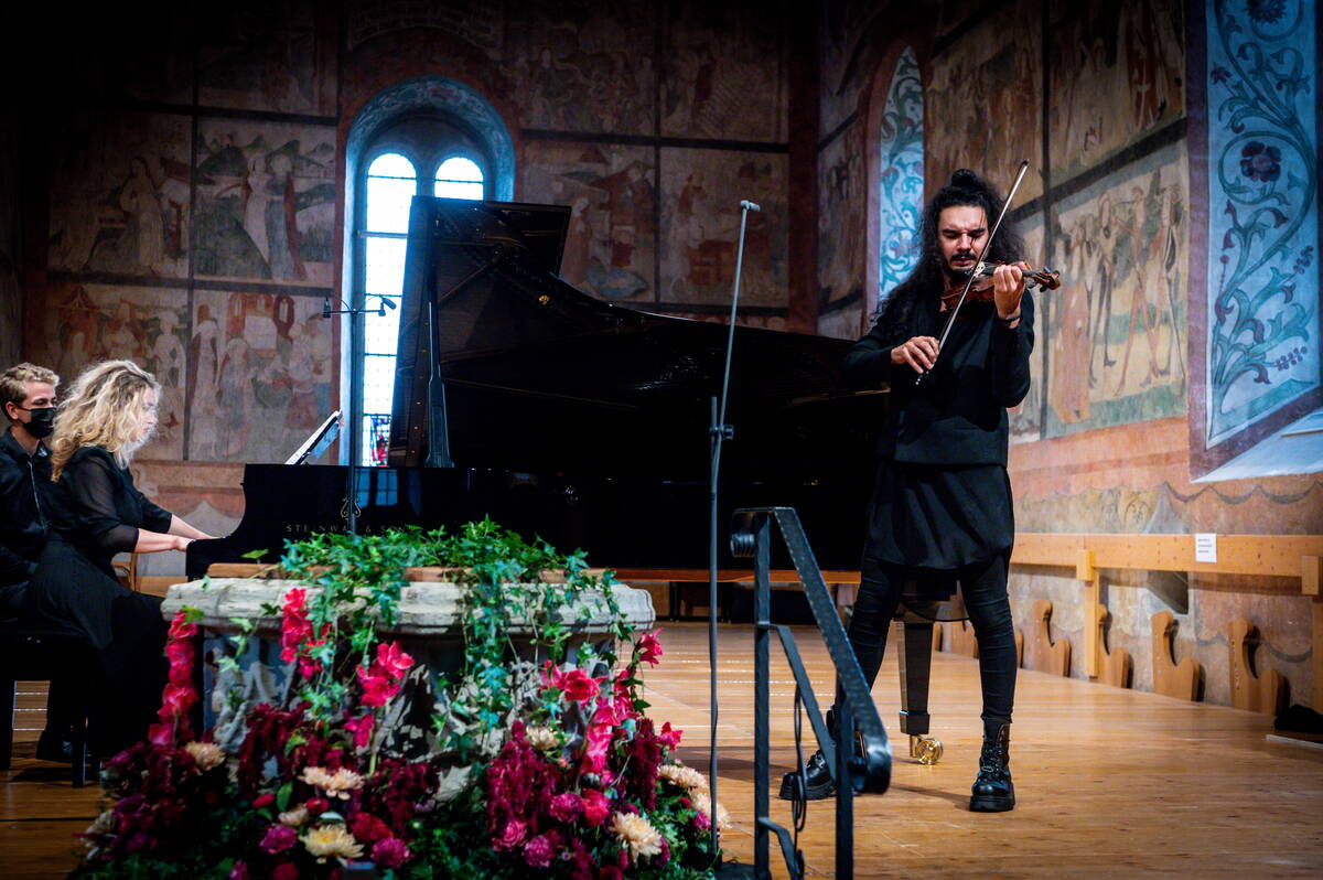 Nemanja Radulovic, Laure Favre-Kahn, Kirche Saanen