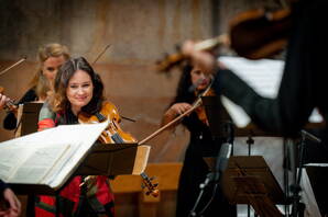 Zoom: Patricia Kopatchinskaja, Il Giardino Armonico, Giovanni Antonini, Kirche Saanen