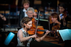 Zoom: Hilary Hahn, Deutsche Kammerphilharmonie Bremen, Omer Meir Wellber