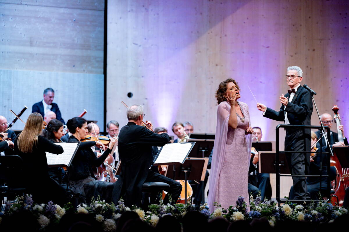 Polina Pasztircsák, Alfred Eschwé, Wiener Johann Strauss Orchester, Festival-Zelt Gstaad