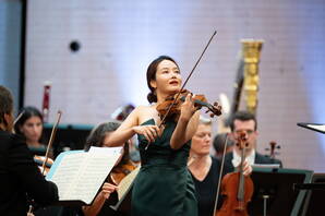 Zoom: Bomsori Kim, hr-Sinfonieorchester Frankfurt, Alain Altinoglu, Festival-Zelt Gstaad