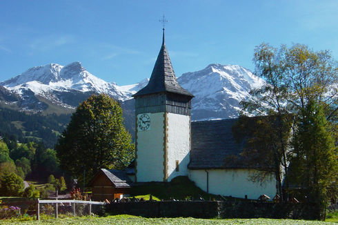 Kirche Lauenen